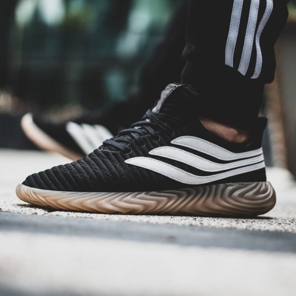 black adidas sobakov